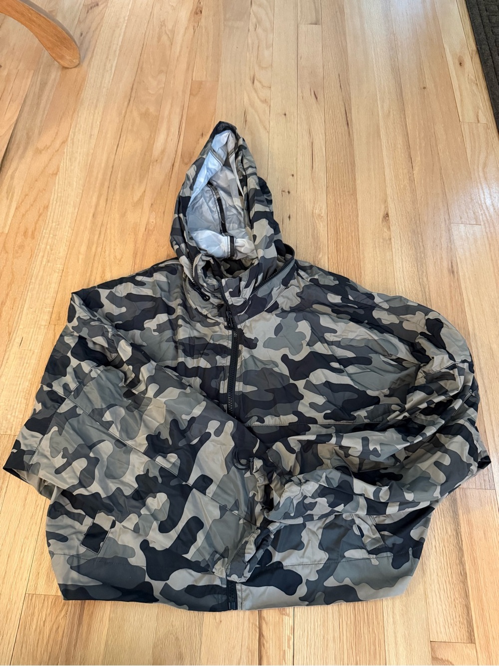 Camo Hooded Windbreaker Jacket - Grey/Black